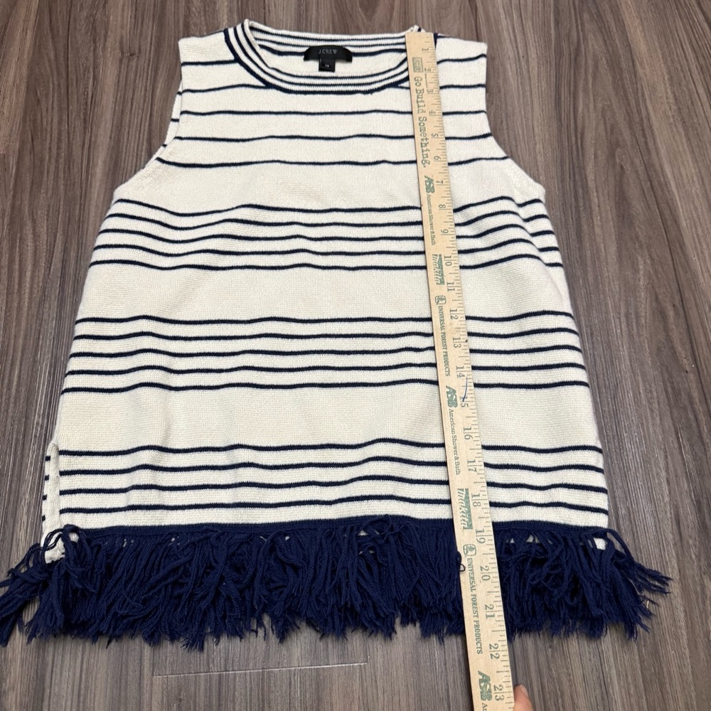 J crew women sz XS fringe boatneck shell in stripe - Picture 3 of 9